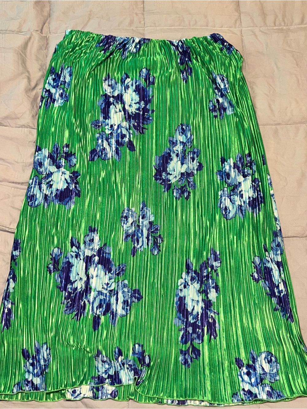 Green Floral Pleated Maxi Skirt